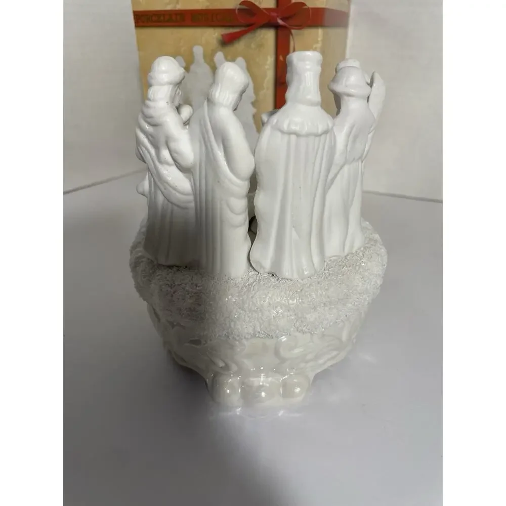 Nativity Scene Ceramic Music Box Ivory Iridescent Plays Silent Night 5.5in Works